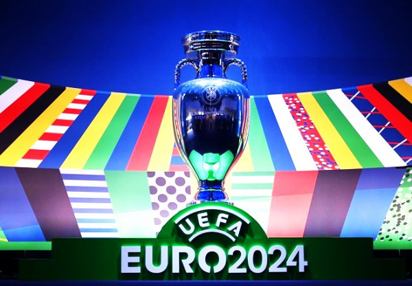trosku-jiny-pohled-na-fotbalove-euro-2024-v-nemecku