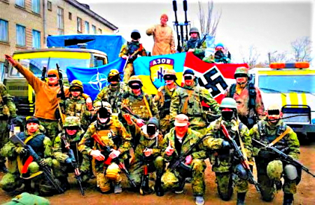 Neonacisté, nebo hrdinové? Mariupolský prapor Azov nebude mít kvůli své minulosti nárok na americké zbraně na Ukrajině.